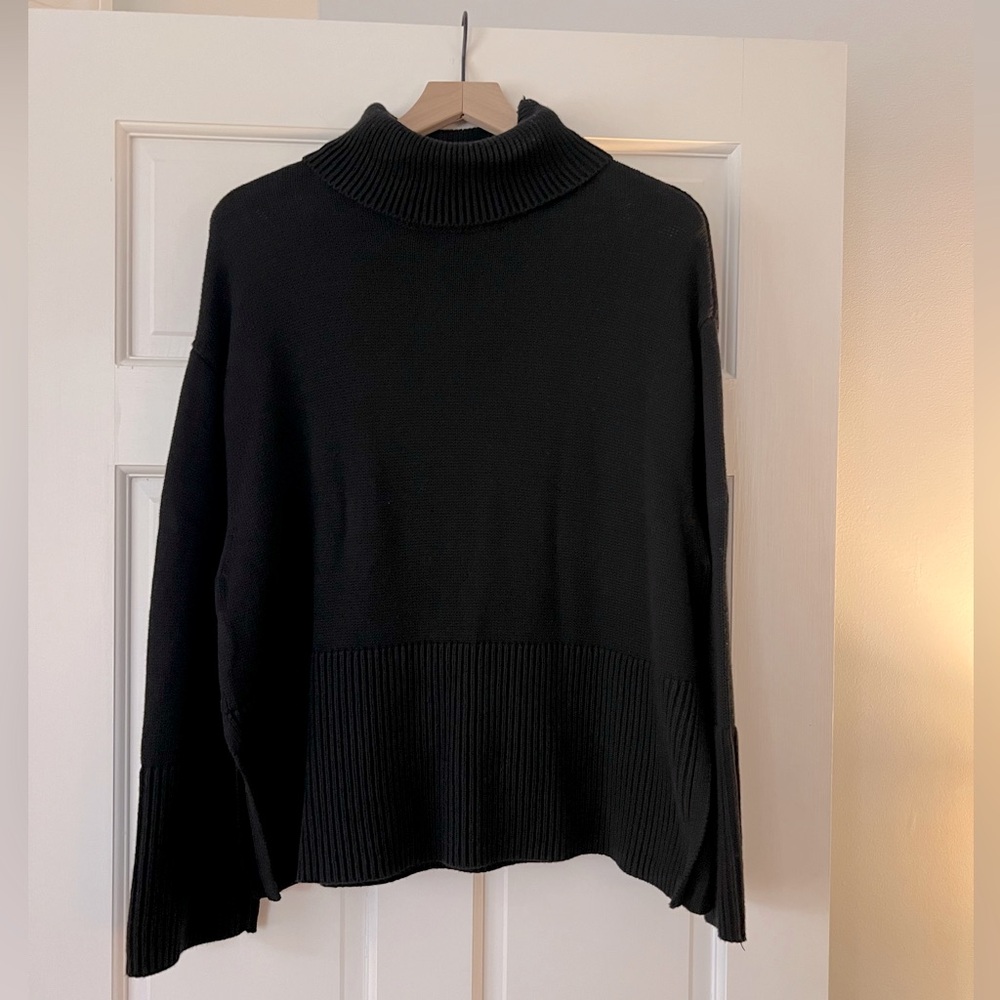GAP Black Turtleneck Sweater